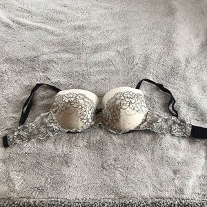Victoria’s Secret Dream Angels Lined Demi Bra 34DD